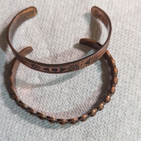 Solid Copper Vintage Cuff Bracelets Set Of 2 With Embossed Tribal & Scalloped De - Picture 6 of 8